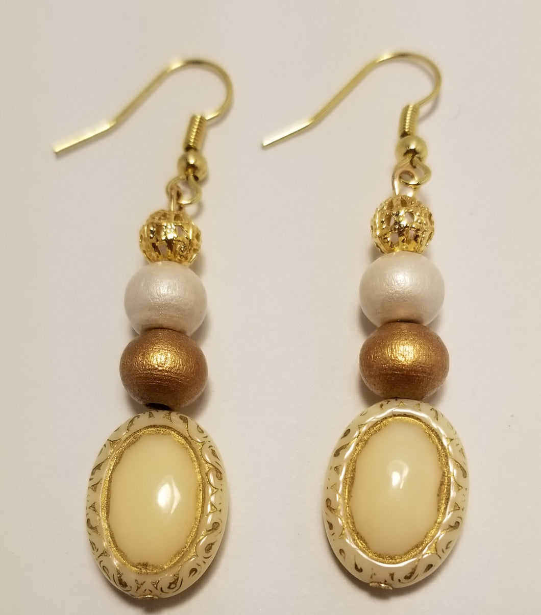 Made in Japan Beige Earring 4